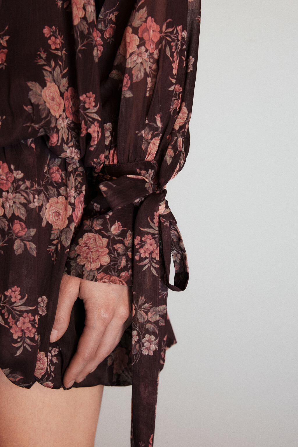 Платье шифоновое с заниженной талией - цвет коричневый - 7