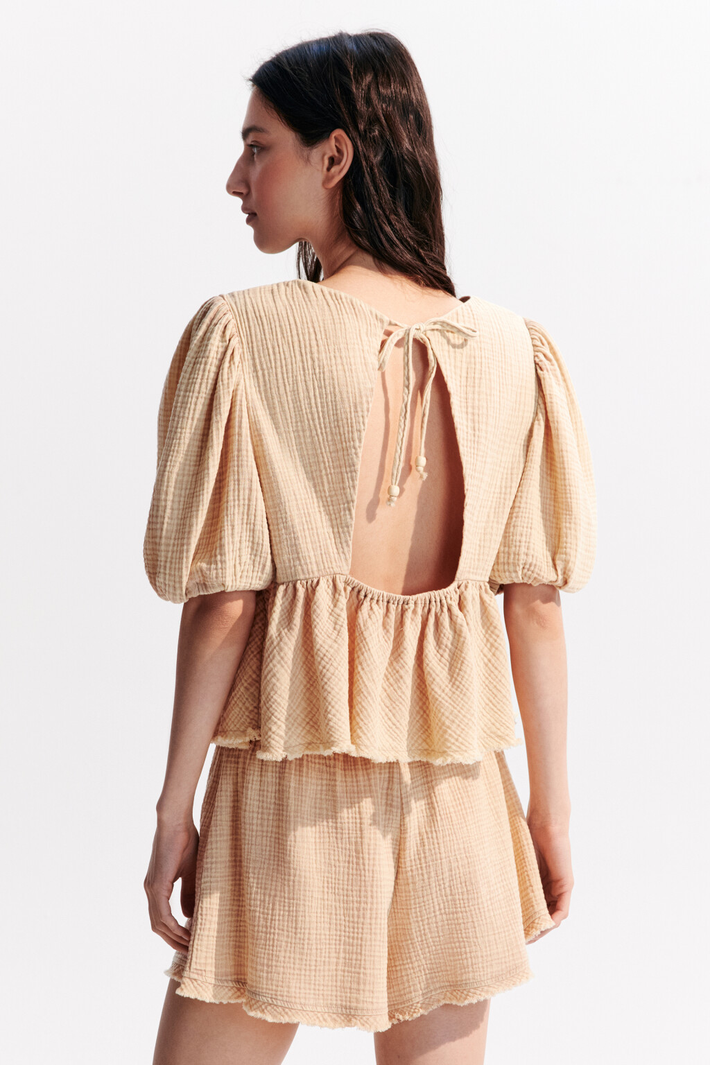 Блузка из муслина с баской и вырезом - цвет бежевый - 3
