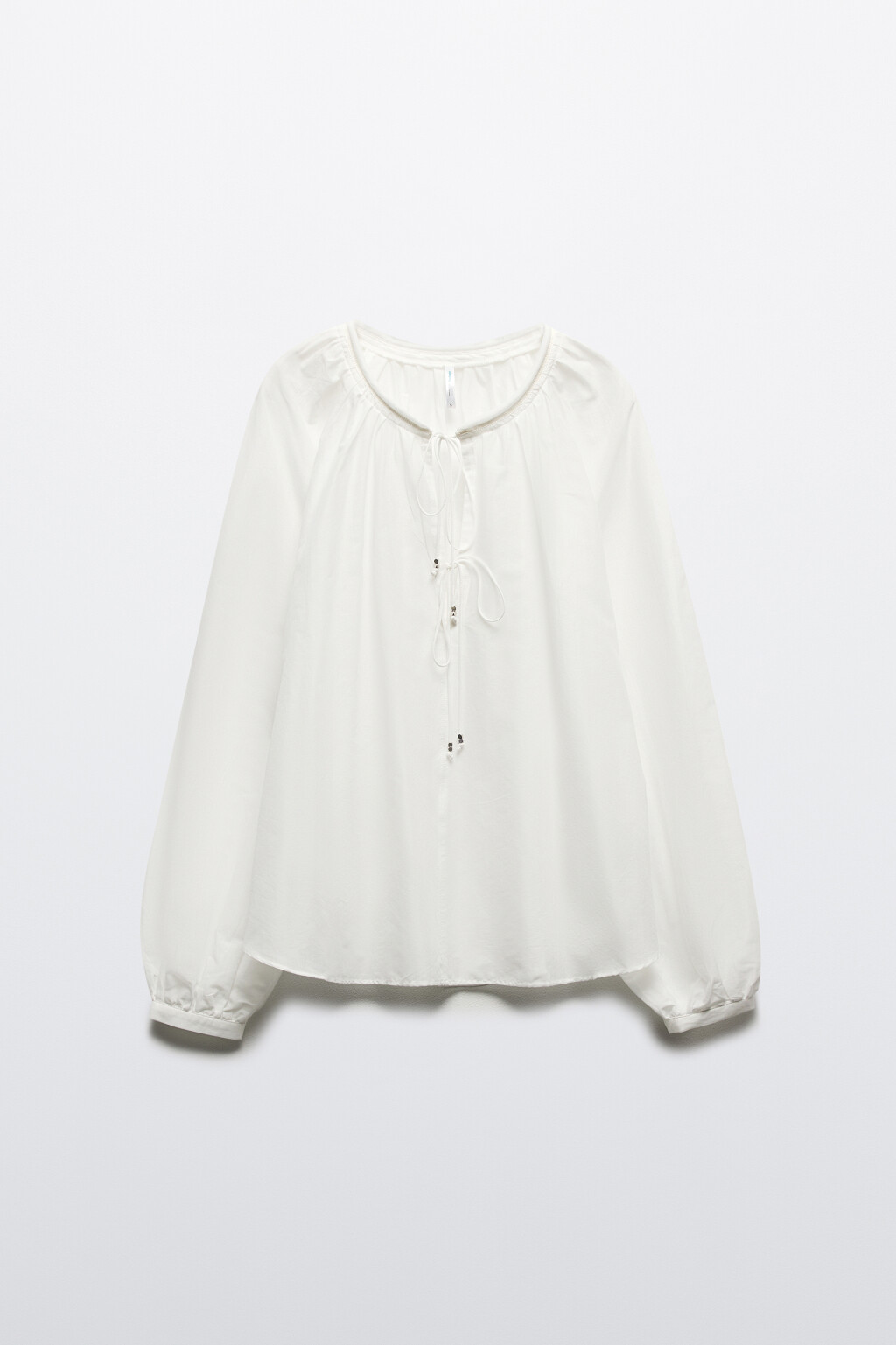 Блузка хлопковая с завязками на груди - цвет белый - 8