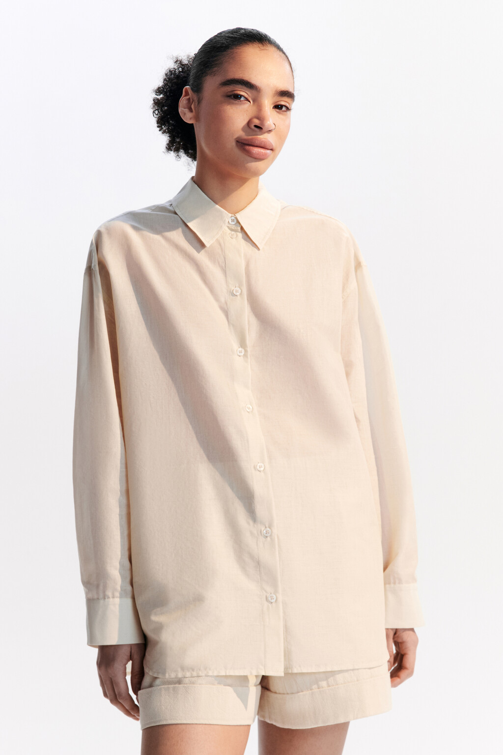 Рубашка oversize хлопковая - цвет молочный - 3