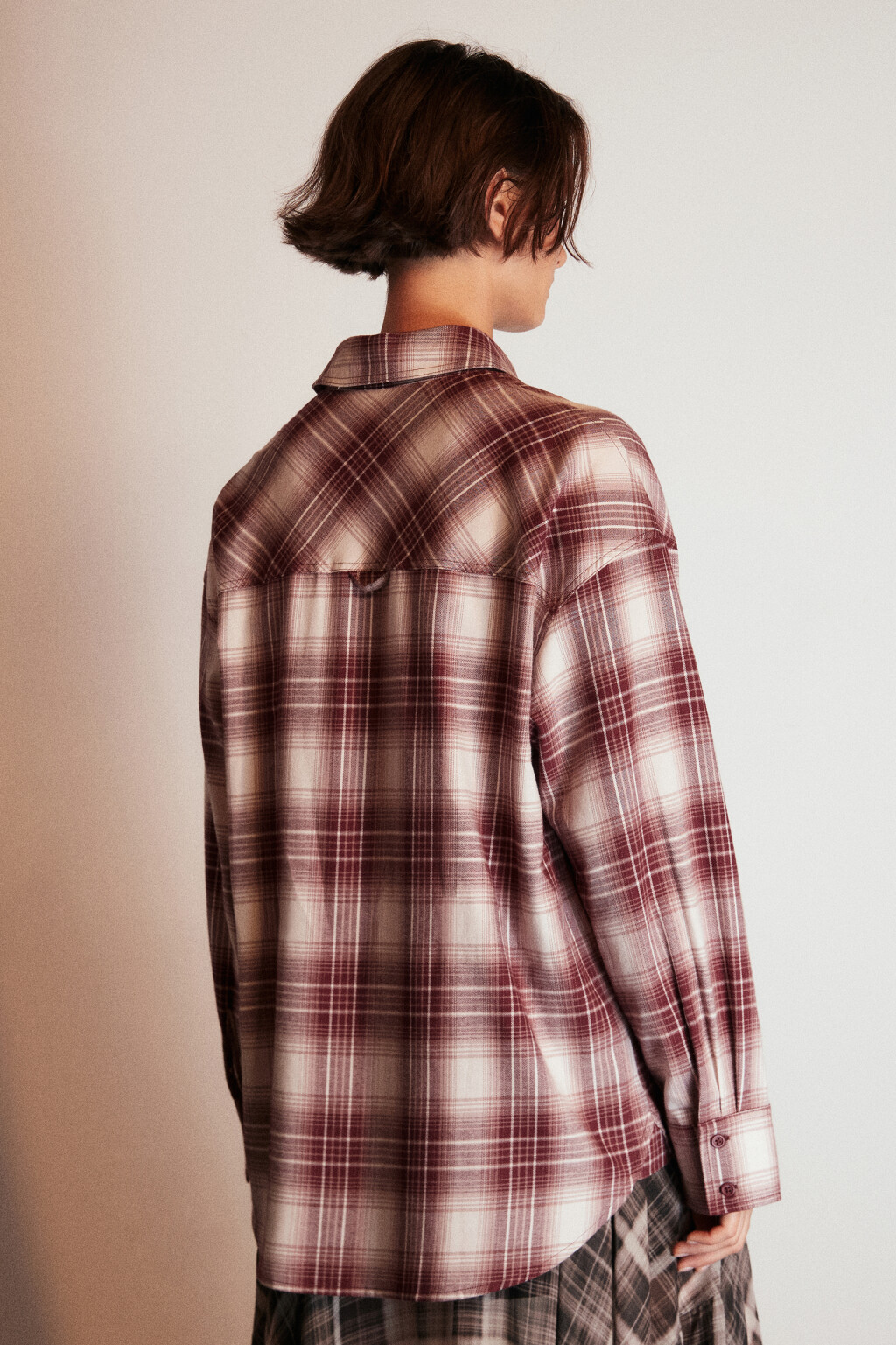 Рубашка хлопковая в клетку - цвет бежевый - 4
