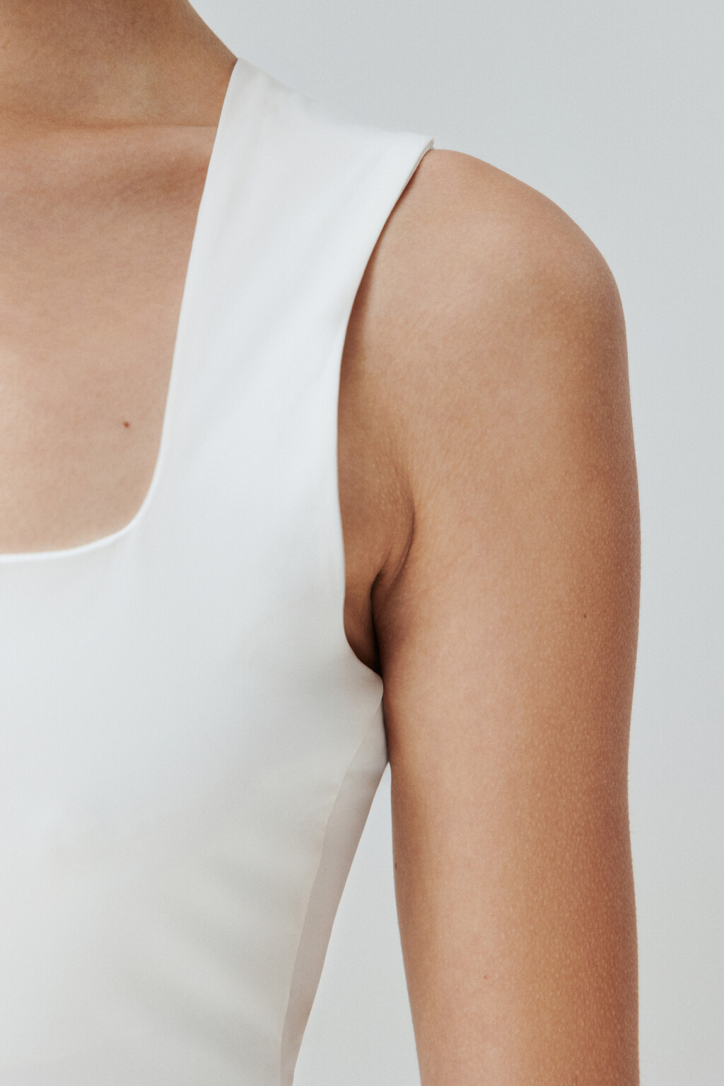 Боди-майка с квадратным вырезом - цвет белый - 5