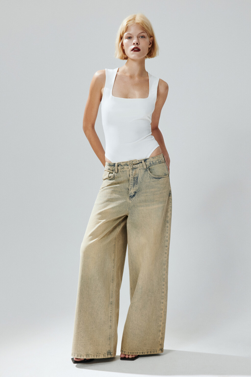 Боди-майка с квадратным вырезом - цвет белый - 7