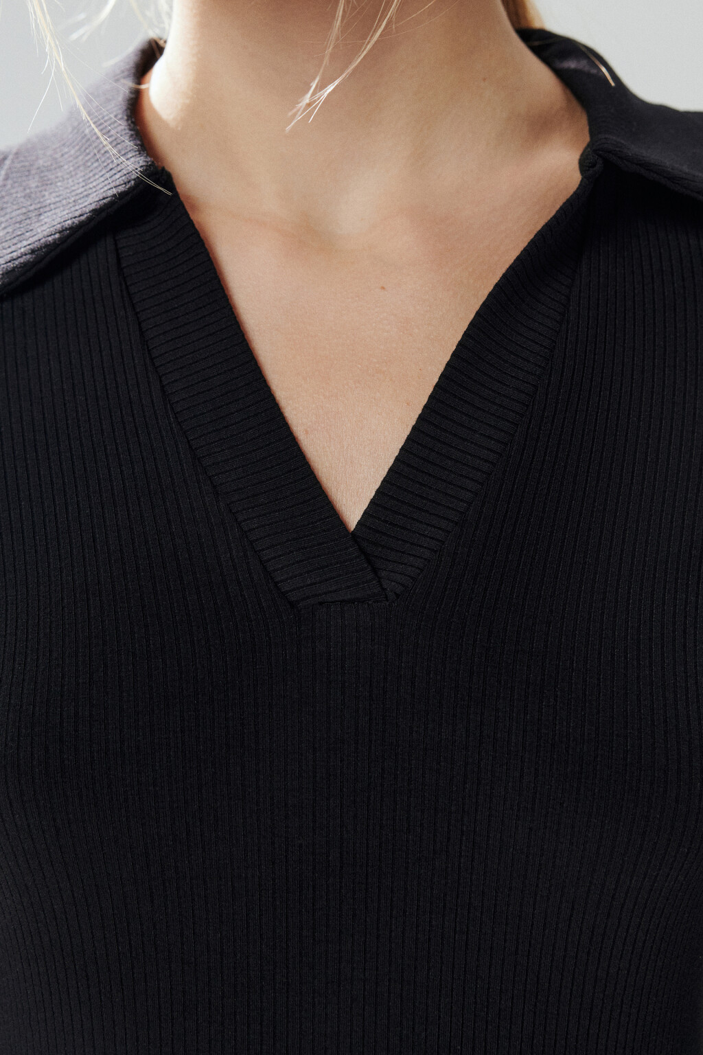 Боди-лонгслив с отложным воротником - цвет черный - 6