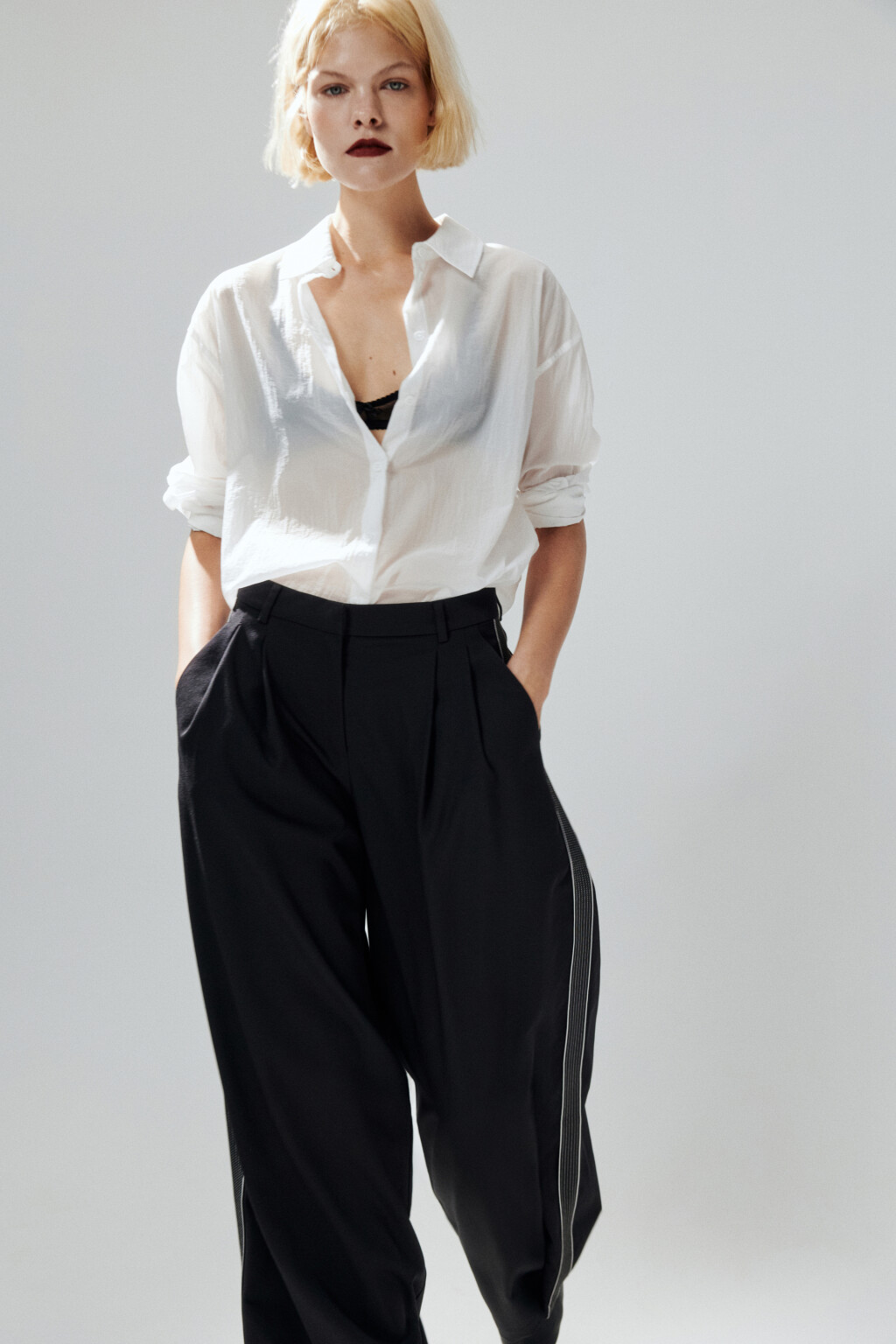 Рубашка из тонкого нейлона - цвет белый - 2