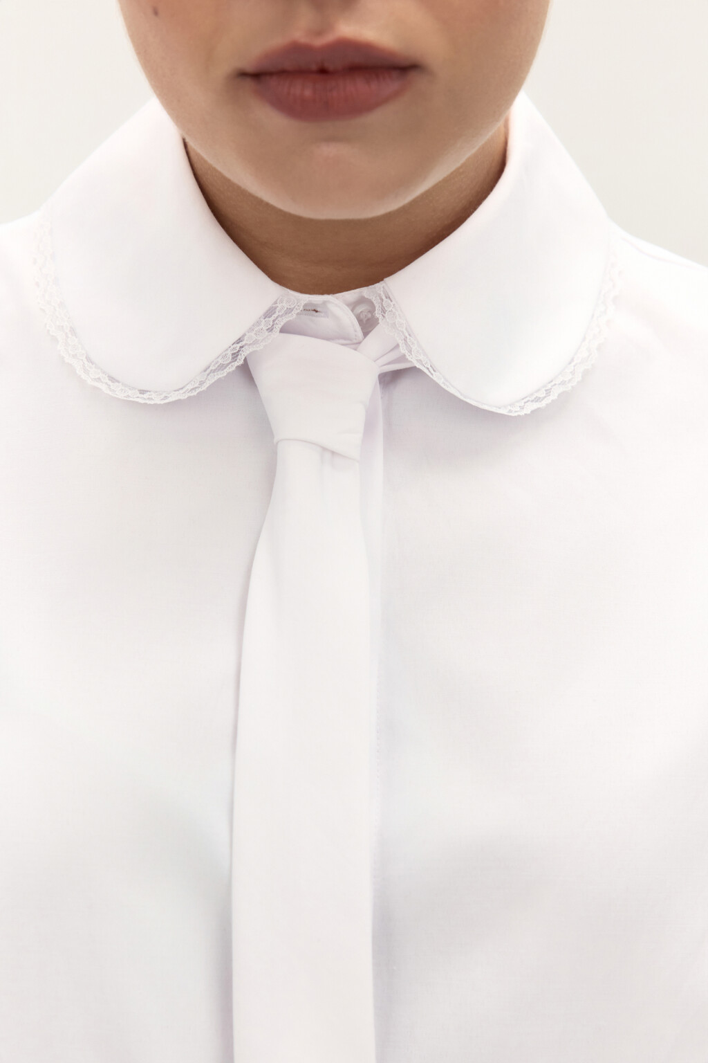 Блузка классическая с галстуком - цвет белый - 6
