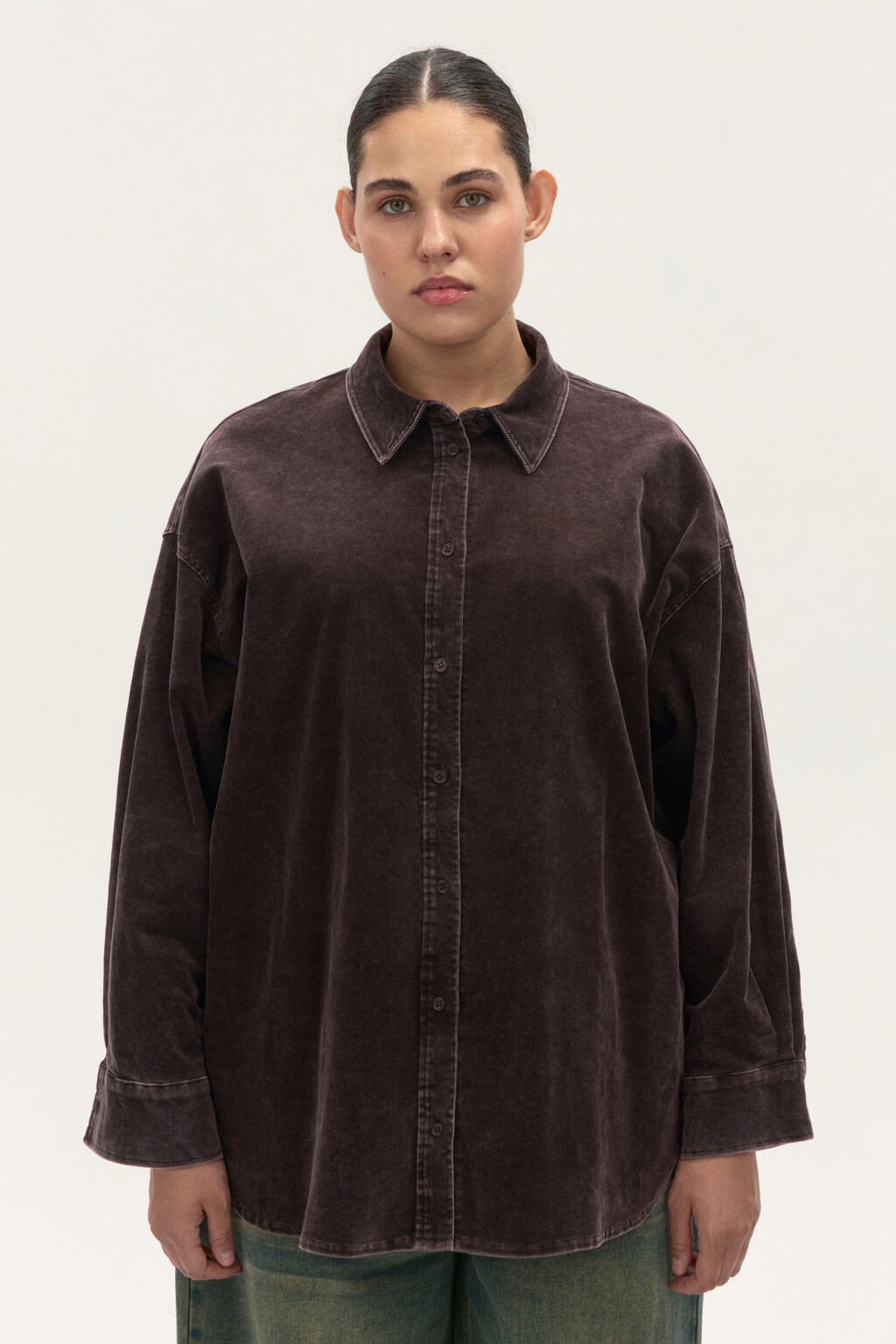 Рубашка oversize из вельвета - цвет коричневый - 4