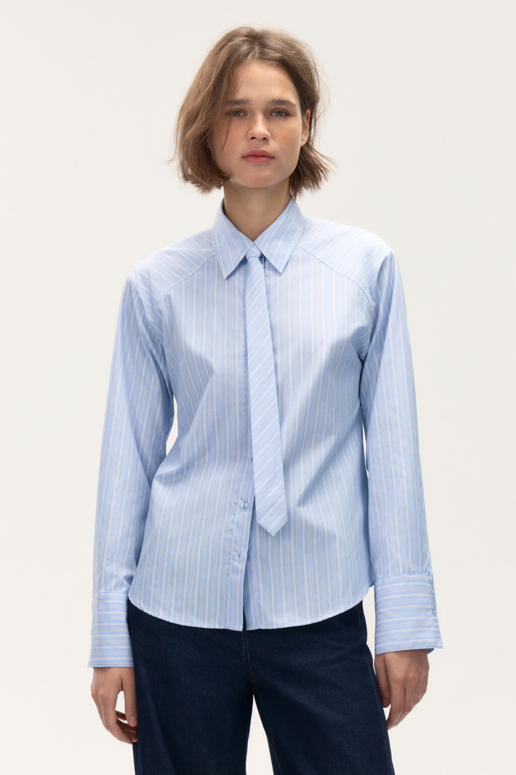 Блузка-рубашка прямая с галстуком - цвет голубой - 3