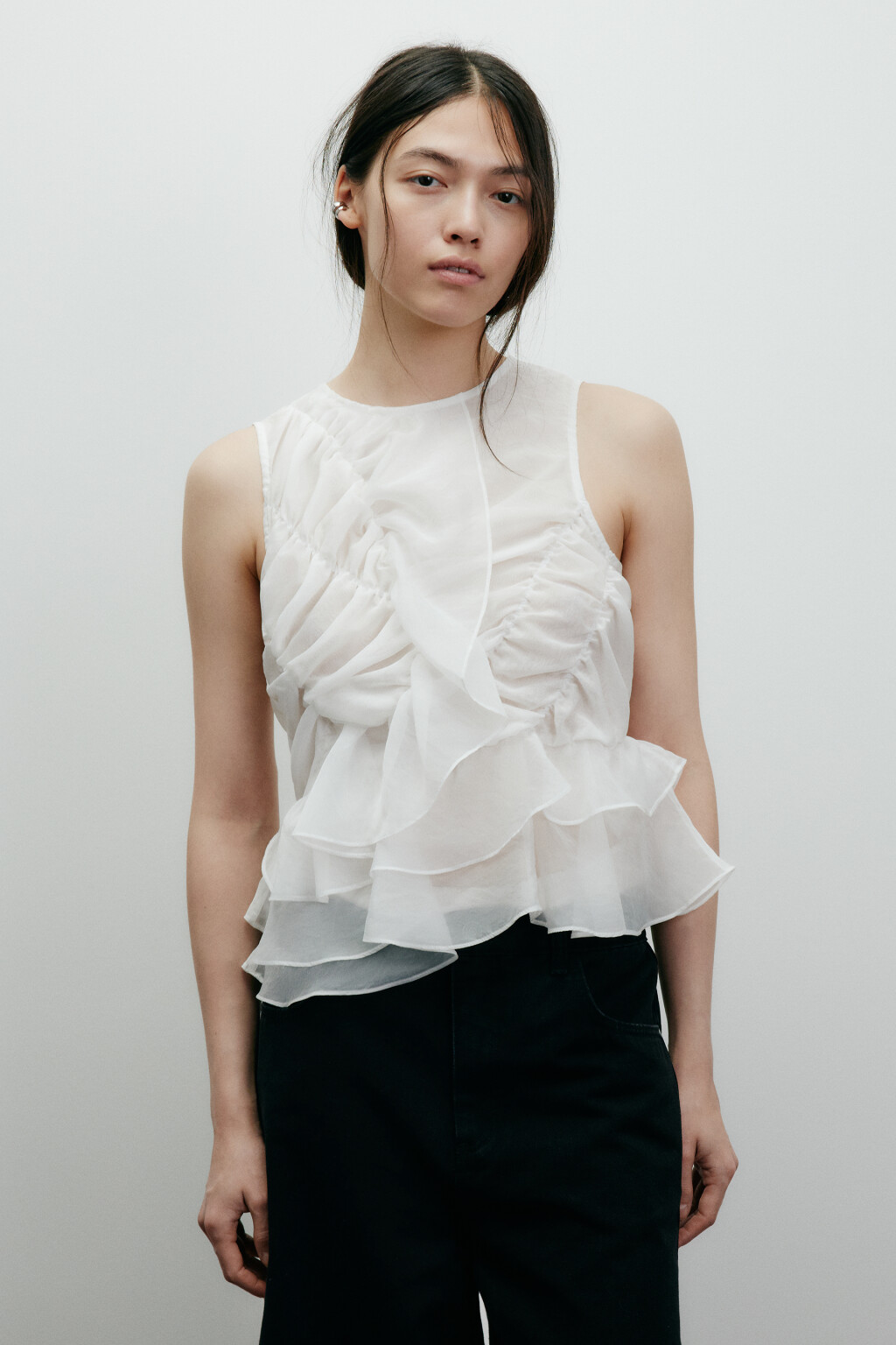 Блузка-топ с асимметричными воланами - цвет белый - 3