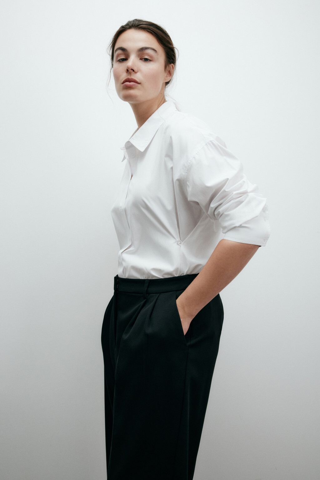 Рубашка oversize с драпировками - цвет белый - 1