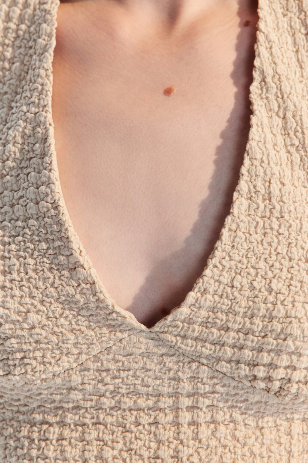 Топ облегающий с открытой спиной - цвет молочный - 5