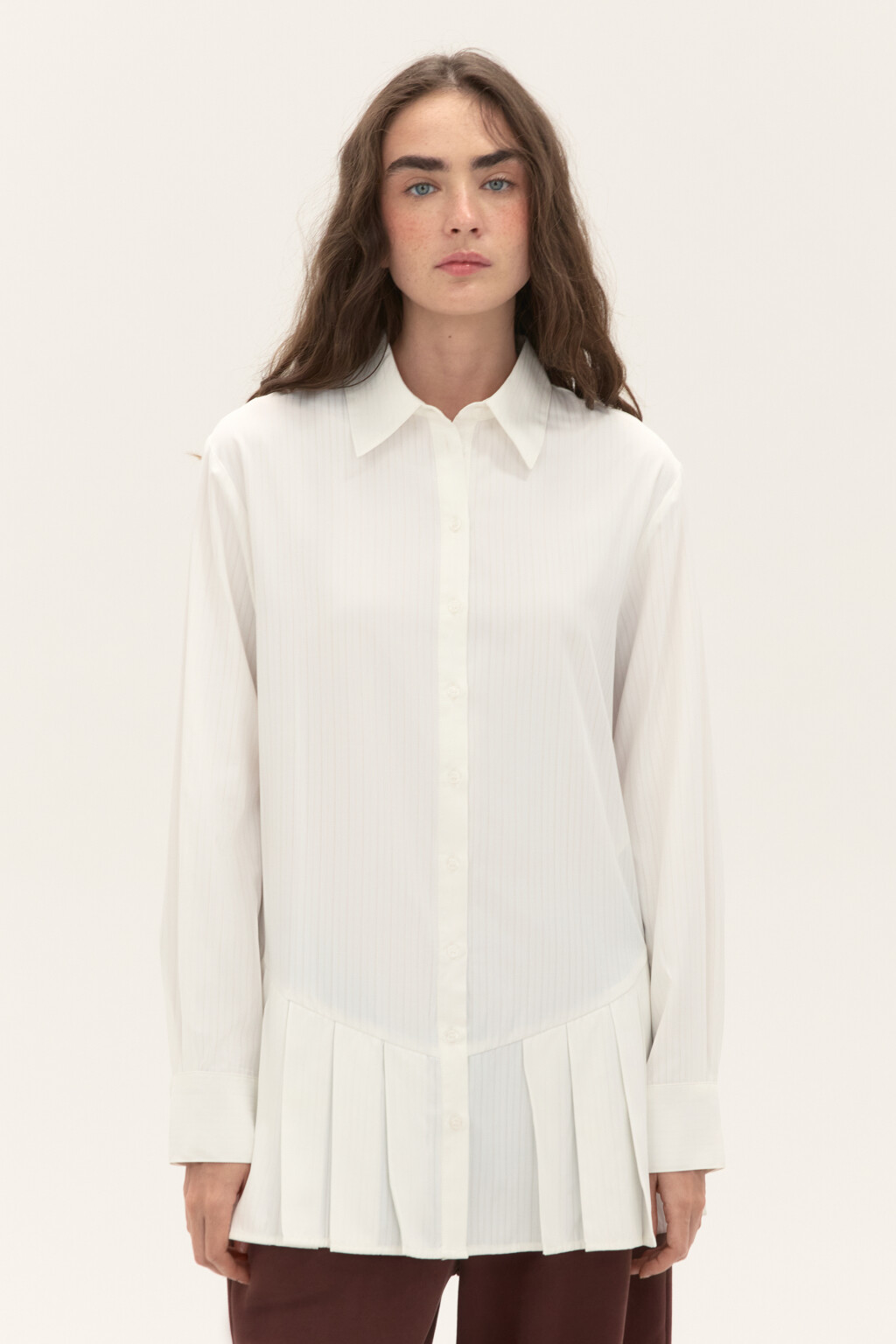 Блузка с плиссированной баской - цвет белый - 2