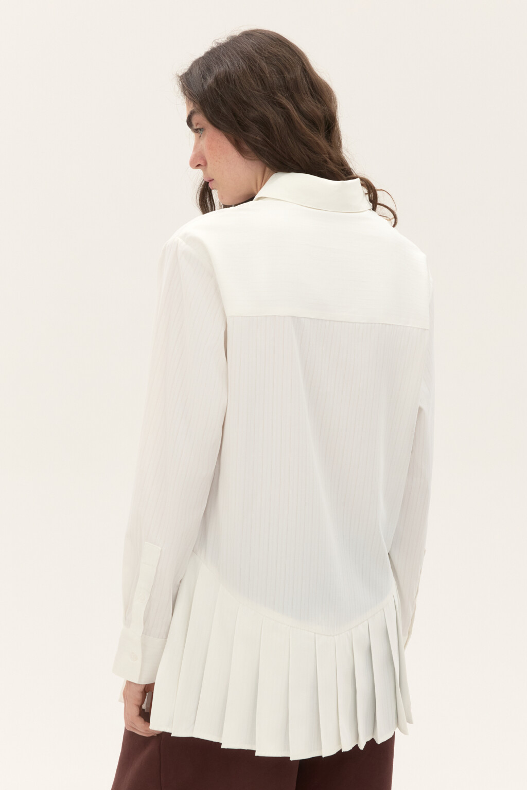 Блузка с плиссированной баской - цвет белый - 3