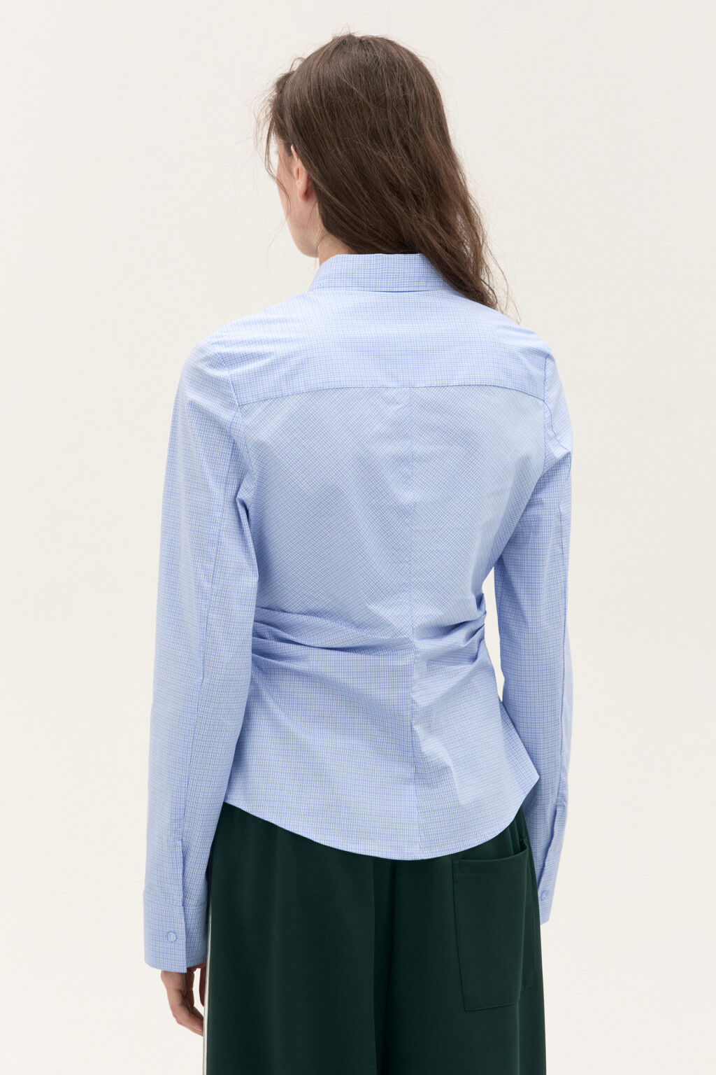 Рубашка приталенная в клетку - цвет голубой - 3