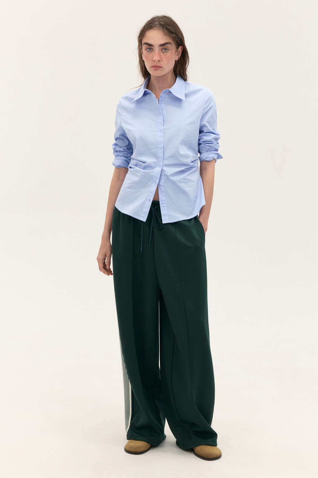 Рубашка приталенная в клетку - цвет голубой - 4