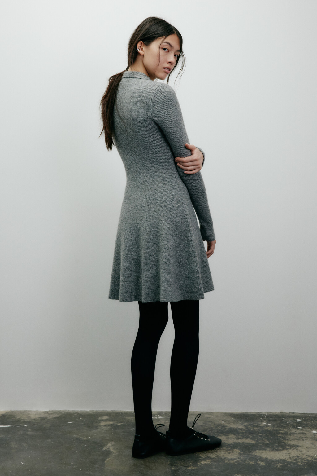 Платье-поло мини вязаное - цвет серый - 3