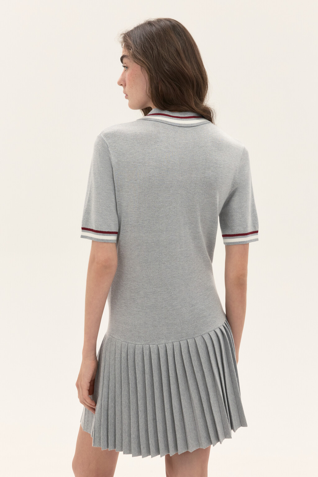 Платье-поло с юбкой в складку - цвет серый - 3