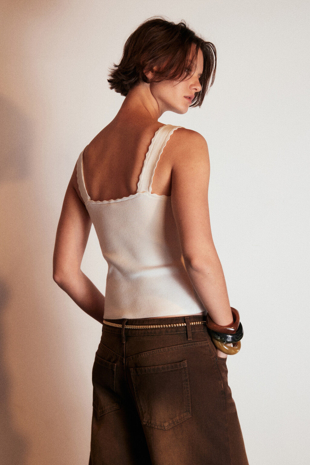 Майка вискозная с кружевом - цвет молочный - 4