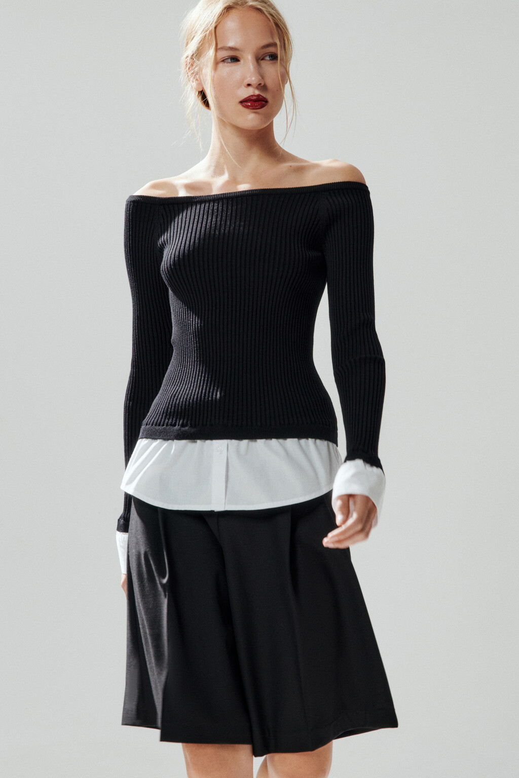 Джемпер off-shoulders с имитацией рубашки - цвет черный - 1