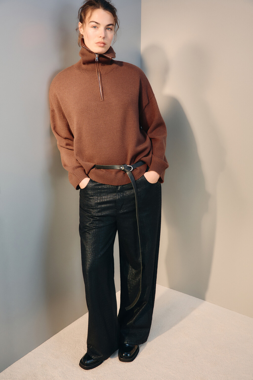 Свитер с воротником на молнии - цвет коричневый - 2