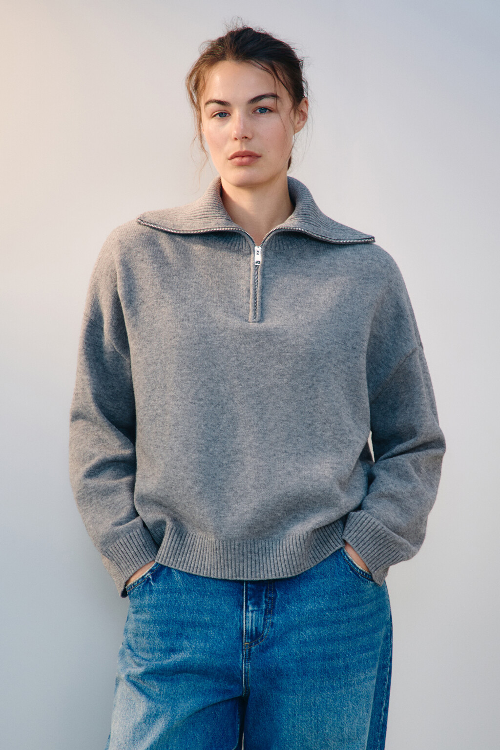 Свитер с воротником на молнии - цвет серый - 2