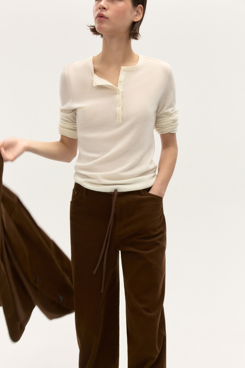 Джемпер из шерсти с застежкой - цвет молочный - 1