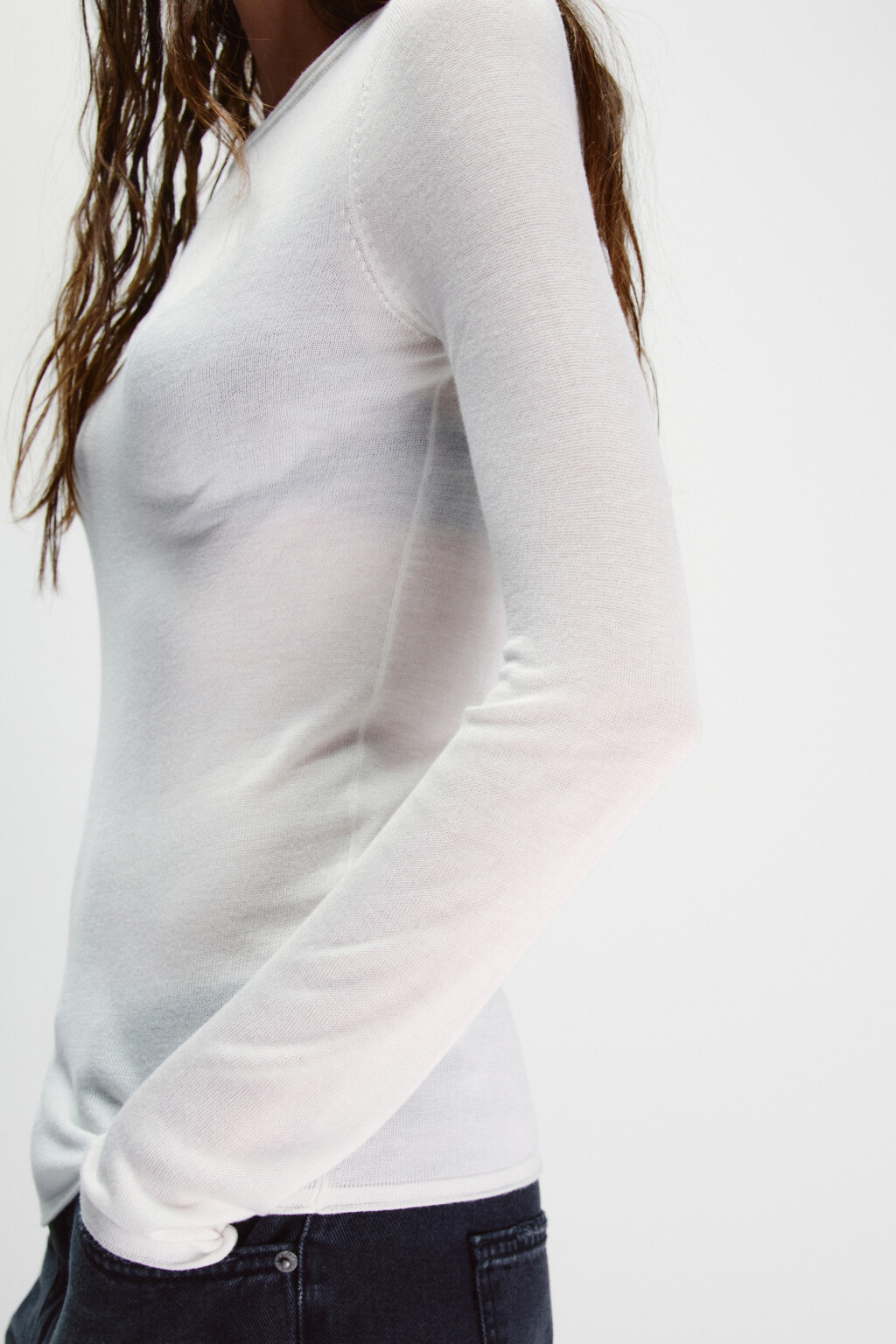 Лонгслив вискозный с вырезом-лодочкой - цвет молочный - 7