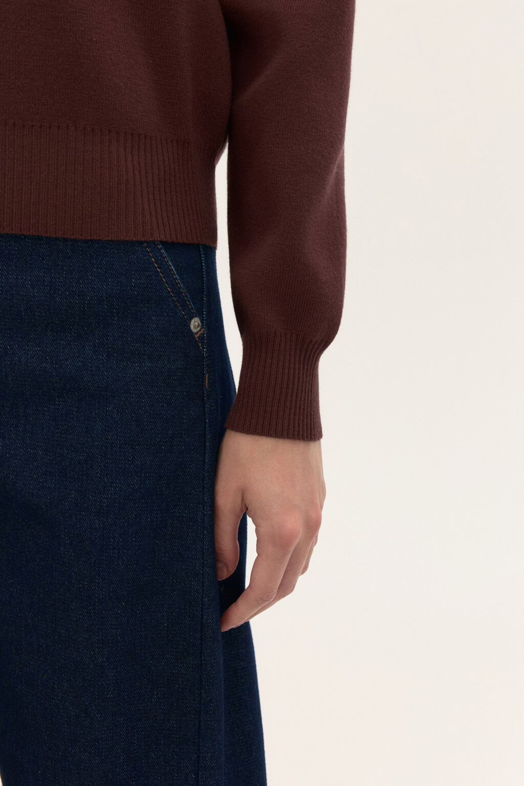 Джемпер вязаный с воротником - цвет коричневый - 5