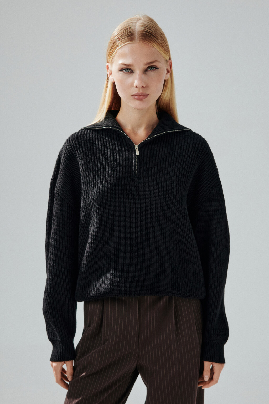 Джемпер на молнии в рубчик - цвет черный - 3