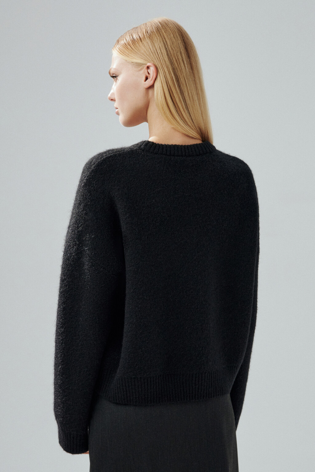 Джемпер вязаный с шерстью - цвет черный - 4