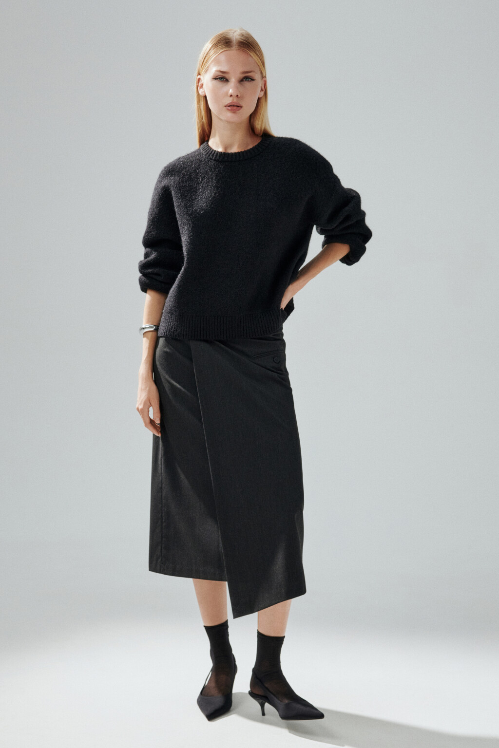 Джемпер вязаный с шерстью - цвет черный - 5