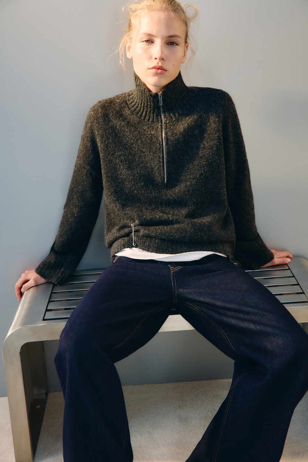 Свитер с воротником на молнии - цвет серый - 1