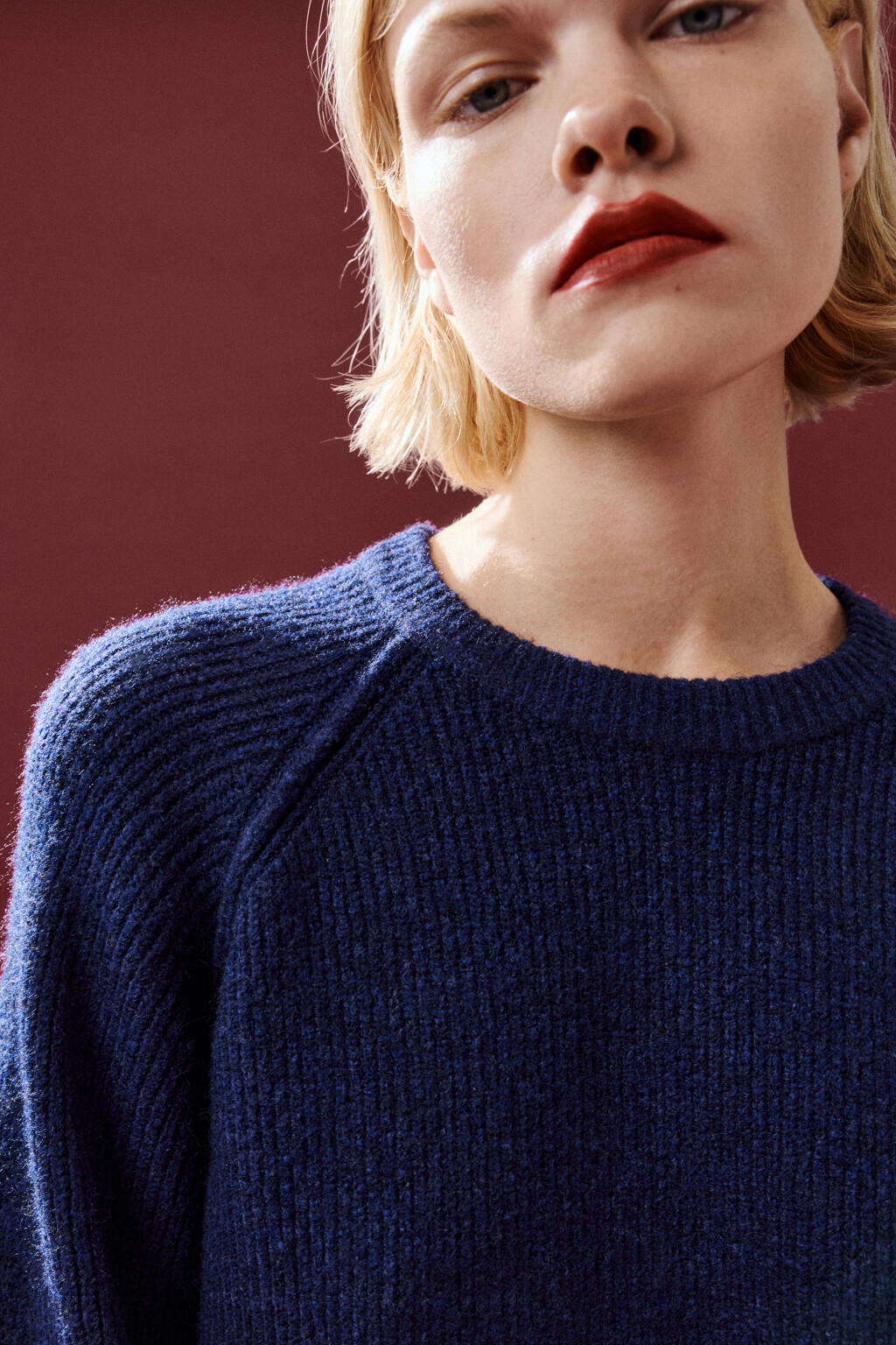 Джемпер вязаный с рукавами-реглан - цвет голубой - 7