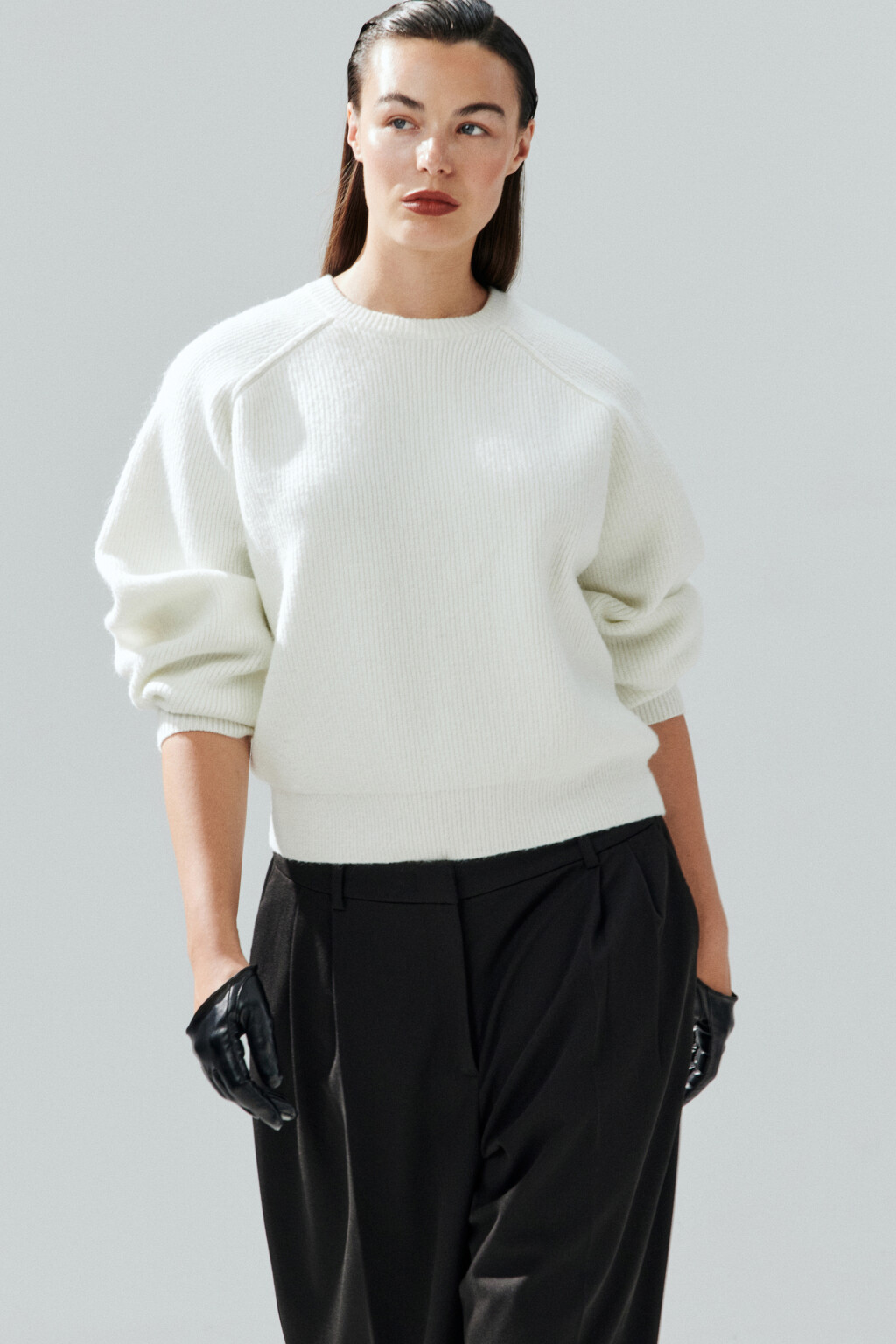 Джемпер вязаный с рукавами-реглан - цвет молочный - 1