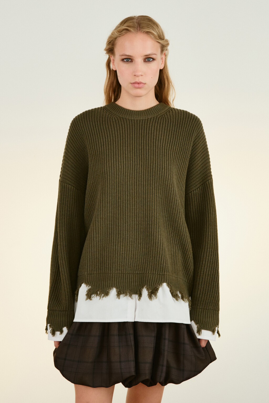 Джемпер рваный с имитацией рубашки - цвет зеленый - 3