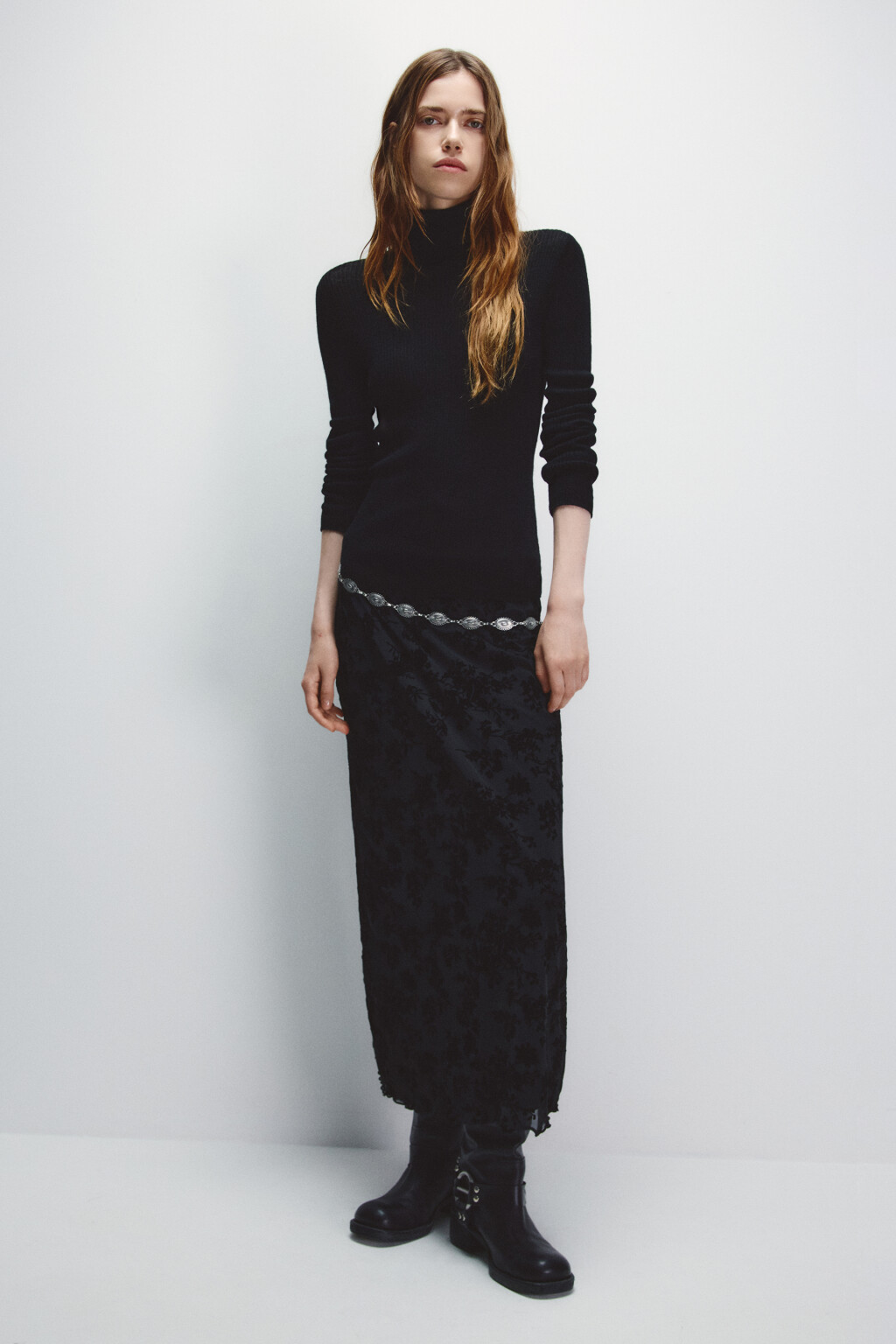 Водолазка тонкая из шерсти мериноса - цвет черный - 4