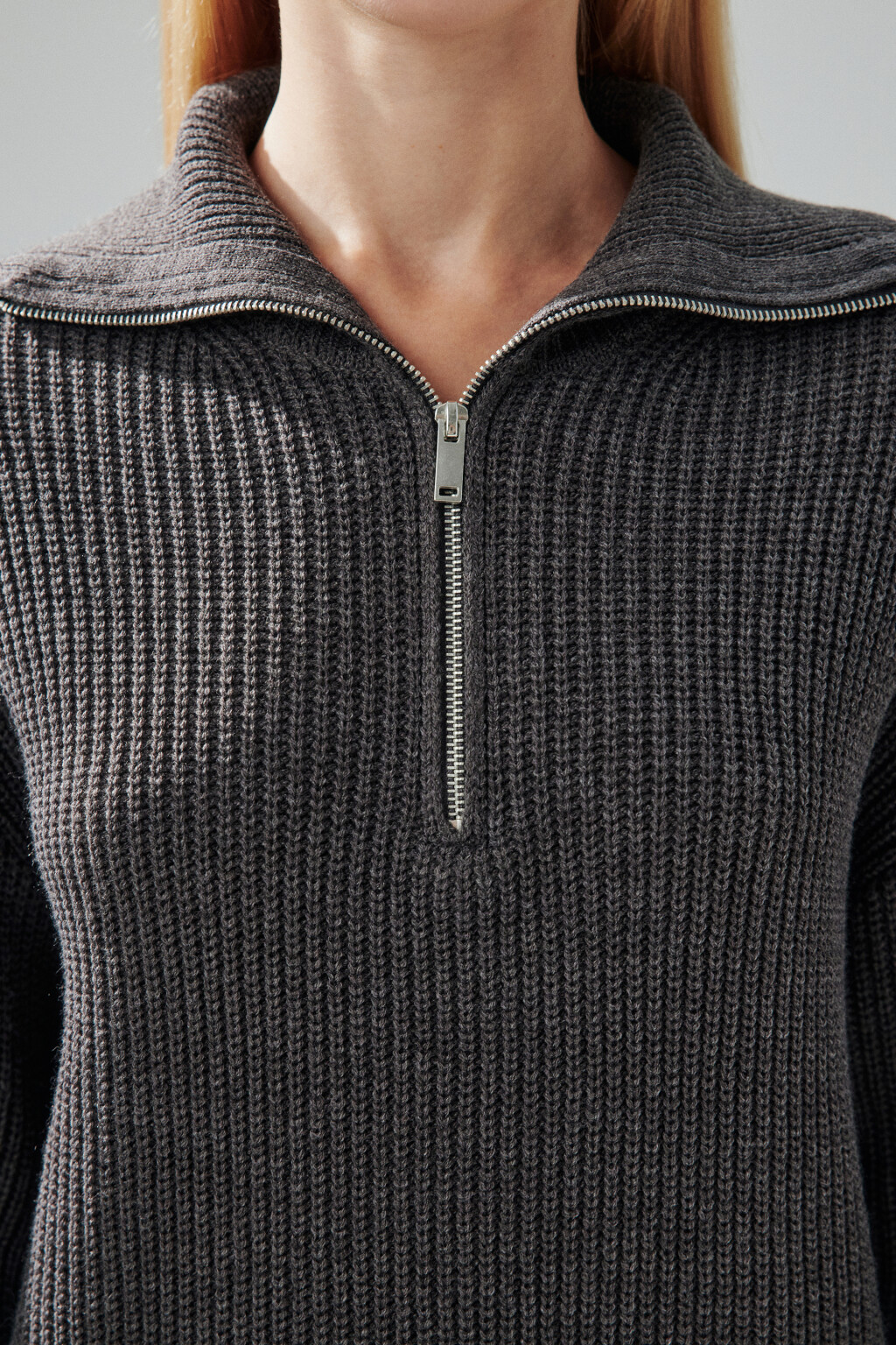 Свитер с воротником на молнии - цвет серый - 6