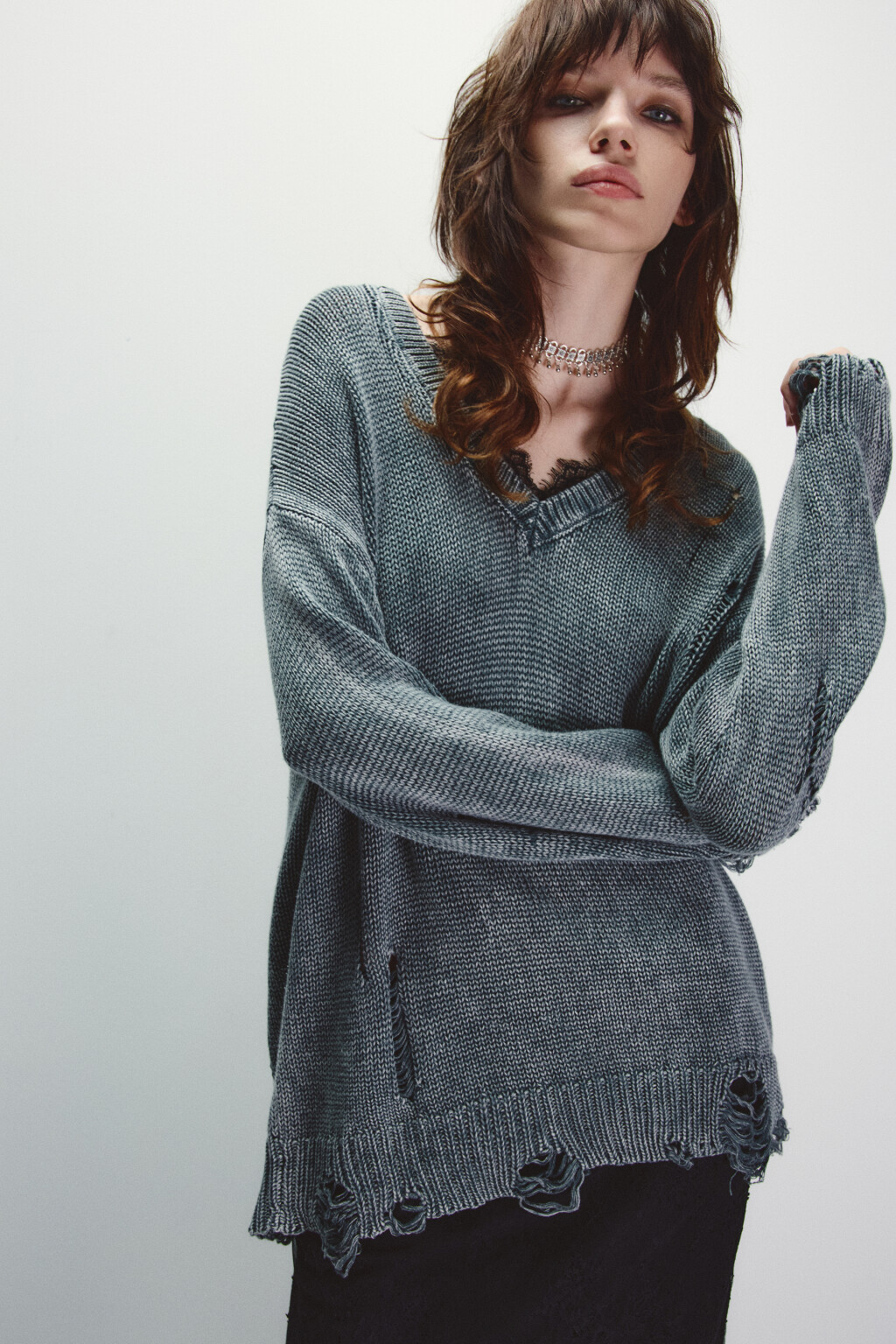 Джемпер вязаный с кружевом и стиркой - цвет серый - 1