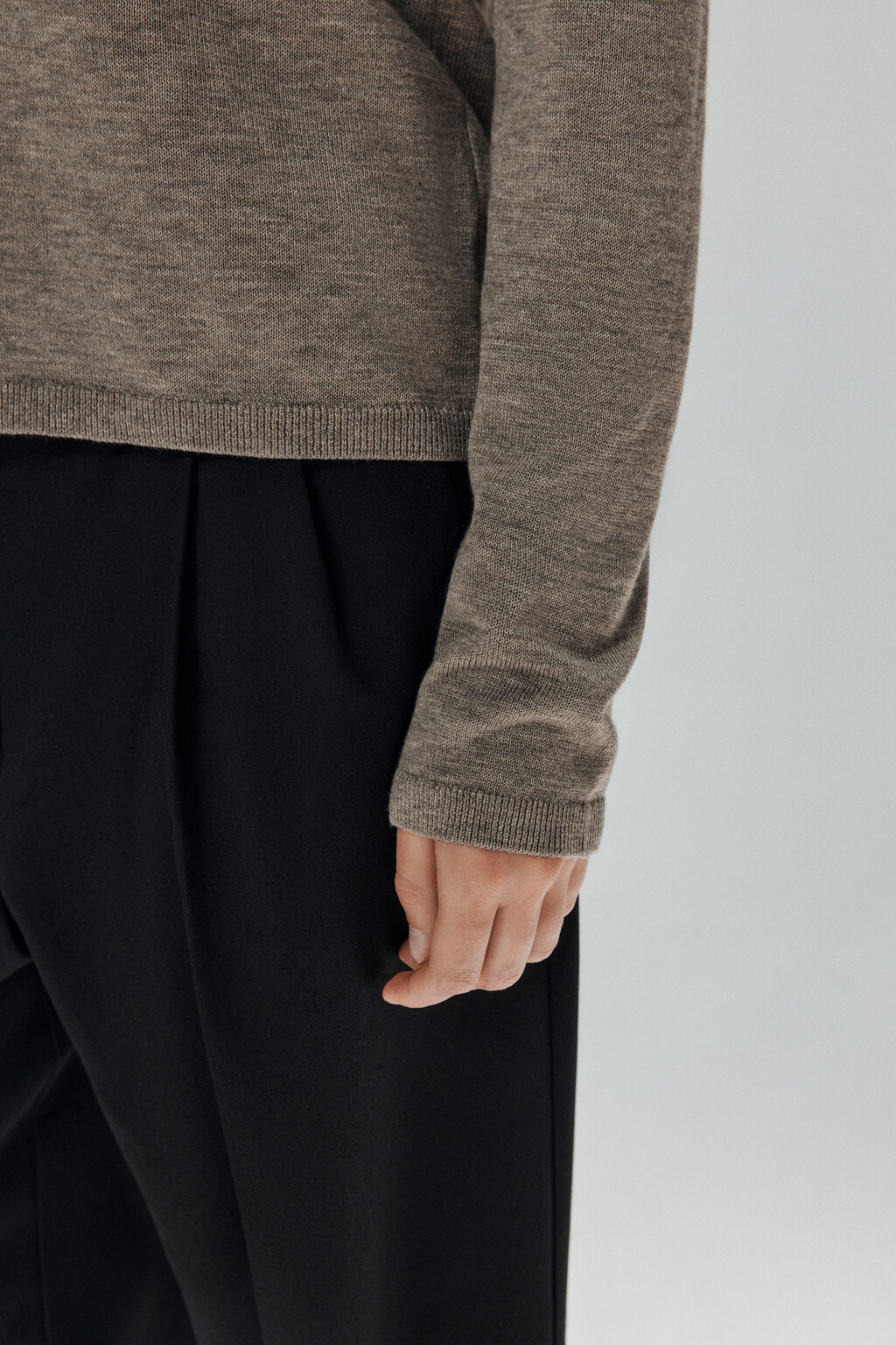 Джемпер-поло тонкой вязки - цвет бежевый - 7