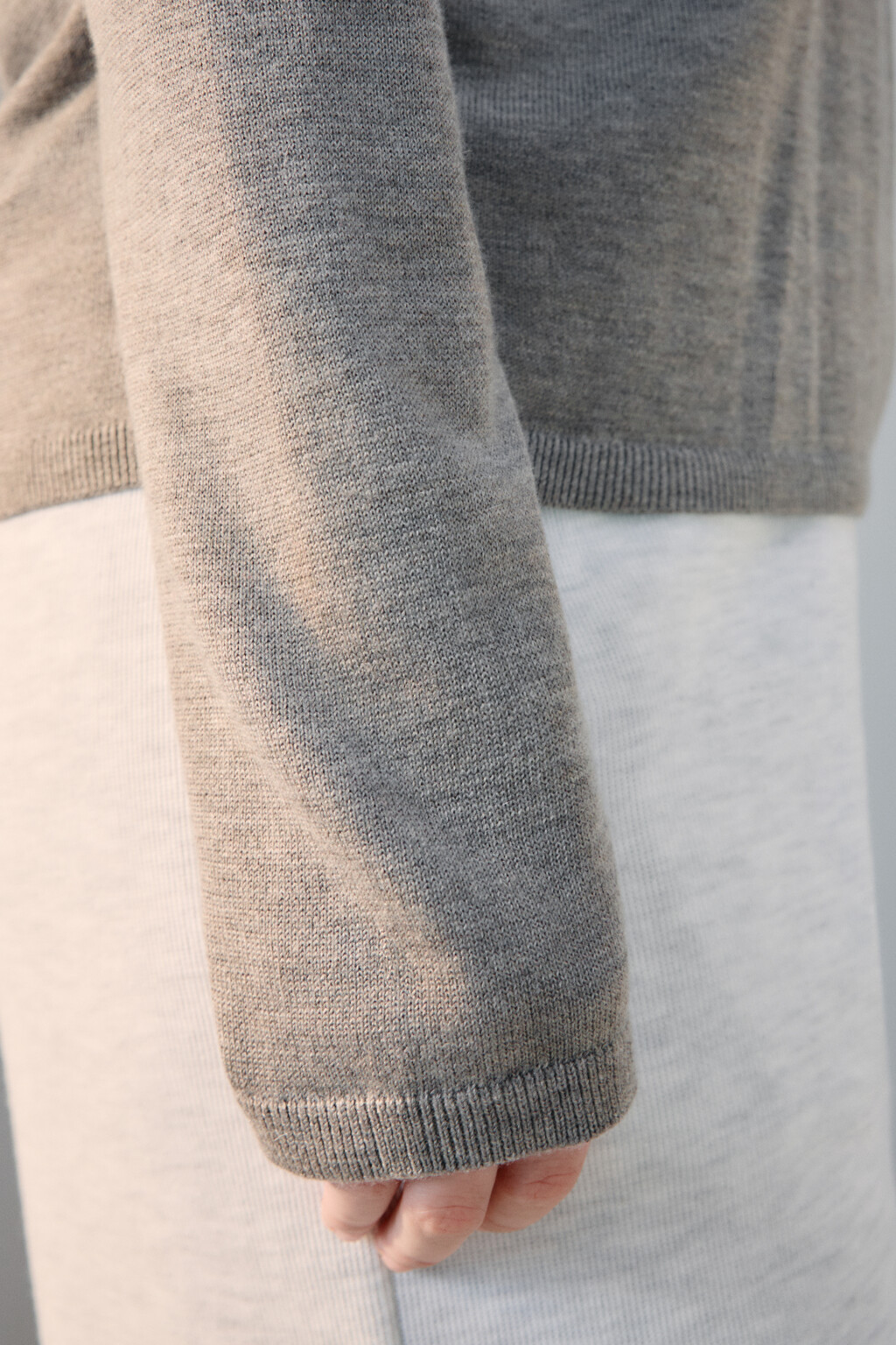 Джемпер-поло тонкой вязки с шерстью - цвет бежевый - 6