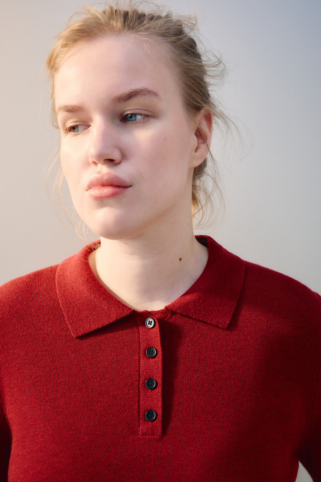 Джемпер-поло тонкой вязки с шерстью - цвет бордовый - 5