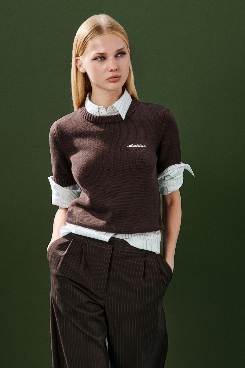 Джемпер вязаный с короткими рукавами - цвет коричневый - 1