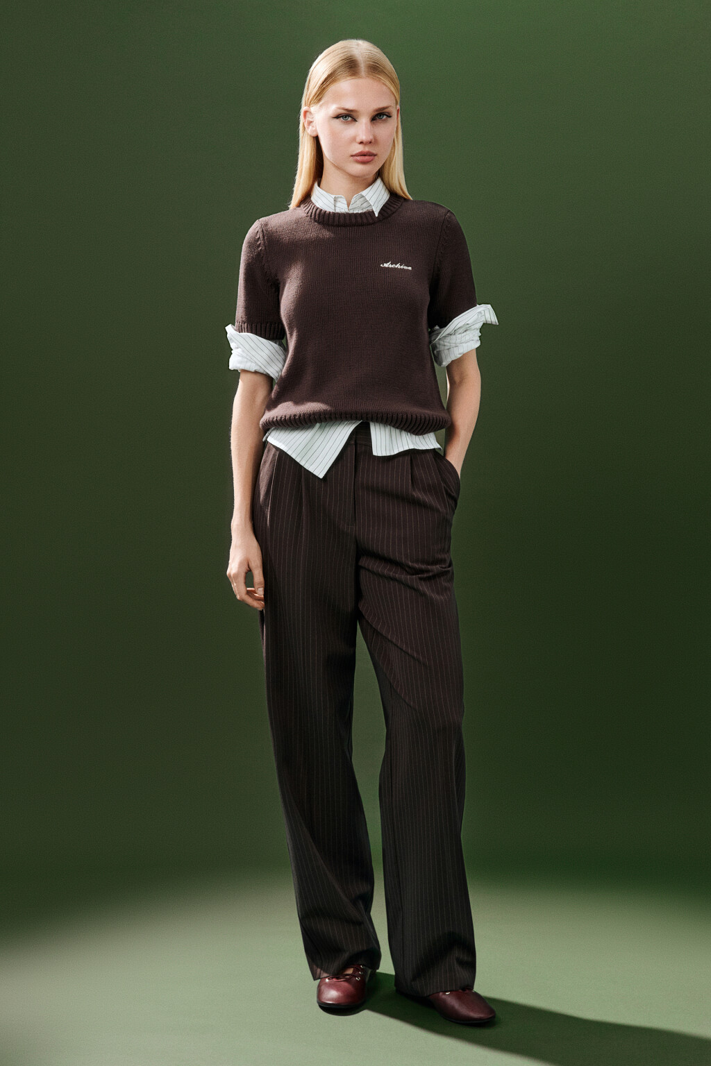 Джемпер вязаный с короткими рукавами - цвет коричневый - 5