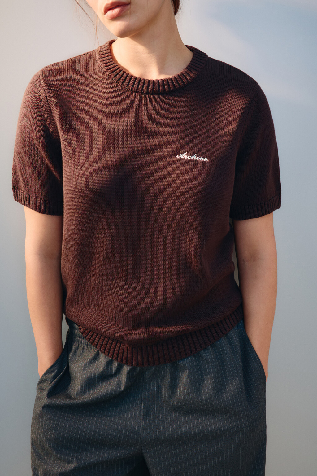 Джемпер вязаный с короткими рукавами - цвет коричневый - 1