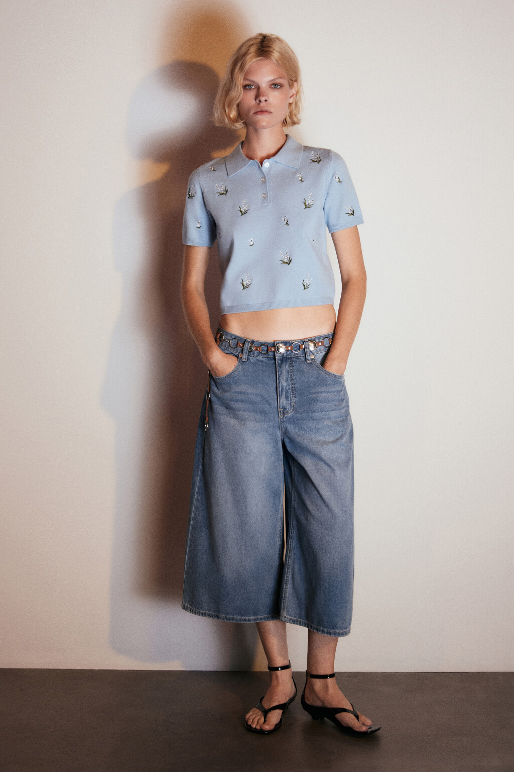 Джемпер-поло вязаный с вышивкой - цвет голубой - 5