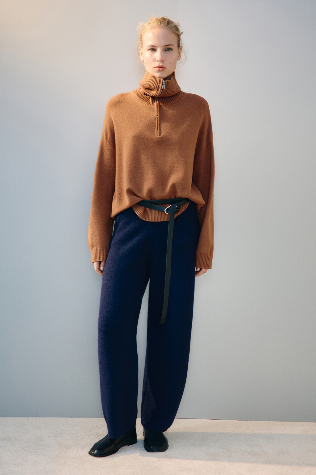 Свитер с воротником на молнии - цвет красный - 5