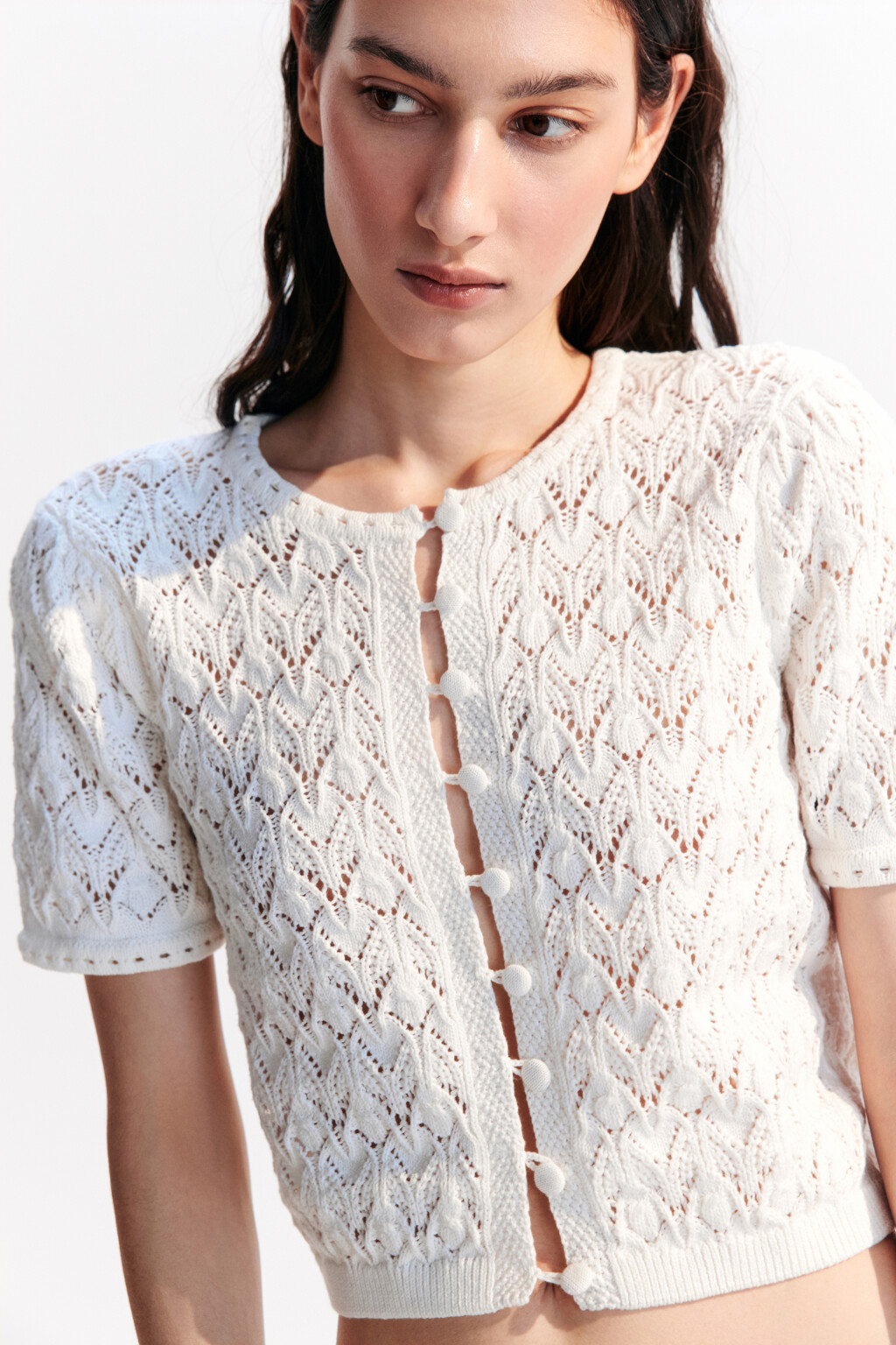 Кардиган ажурный на пуговицах - цвет молочный - 4