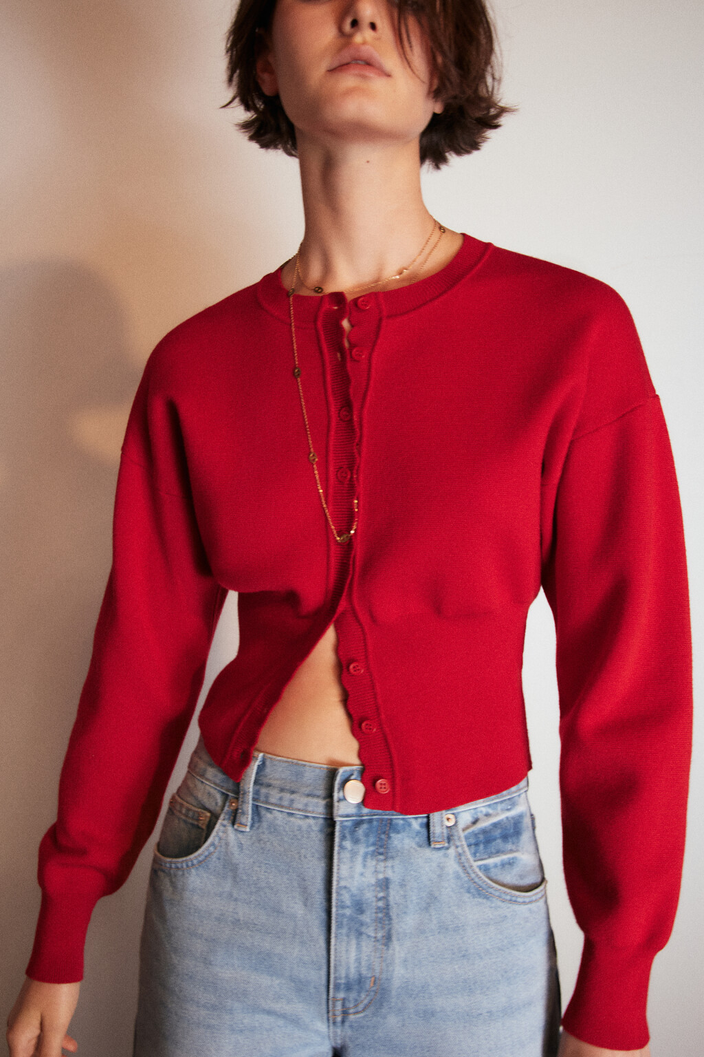 Кардиган на пуговицах укороченный - цвет красный - 1