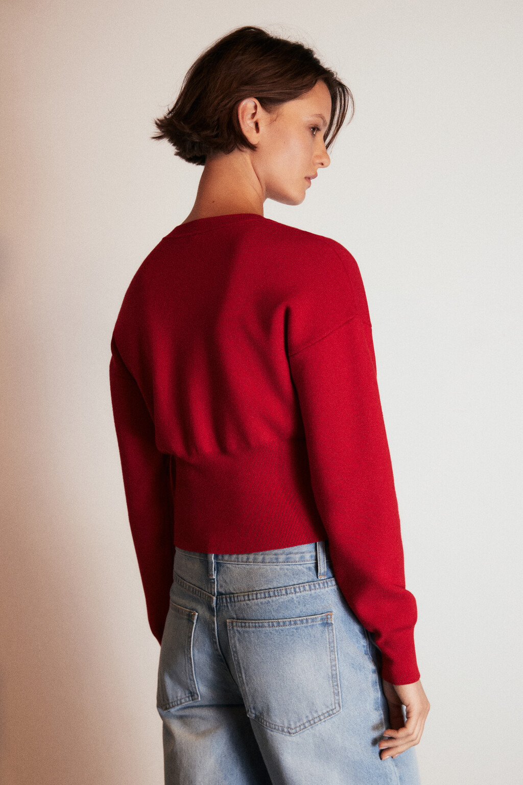 Кардиган на пуговицах укороченный - цвет красный - 4