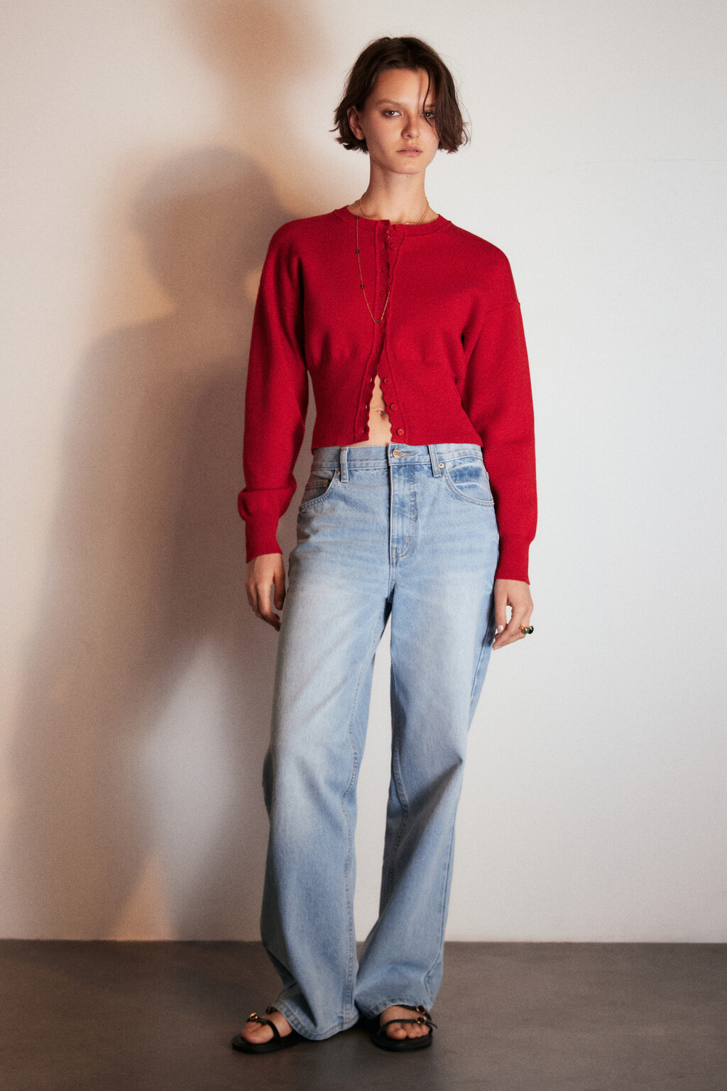 Кардиган на пуговицах укороченный - цвет красный - 5